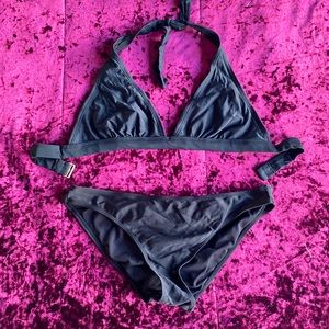 Black bikini